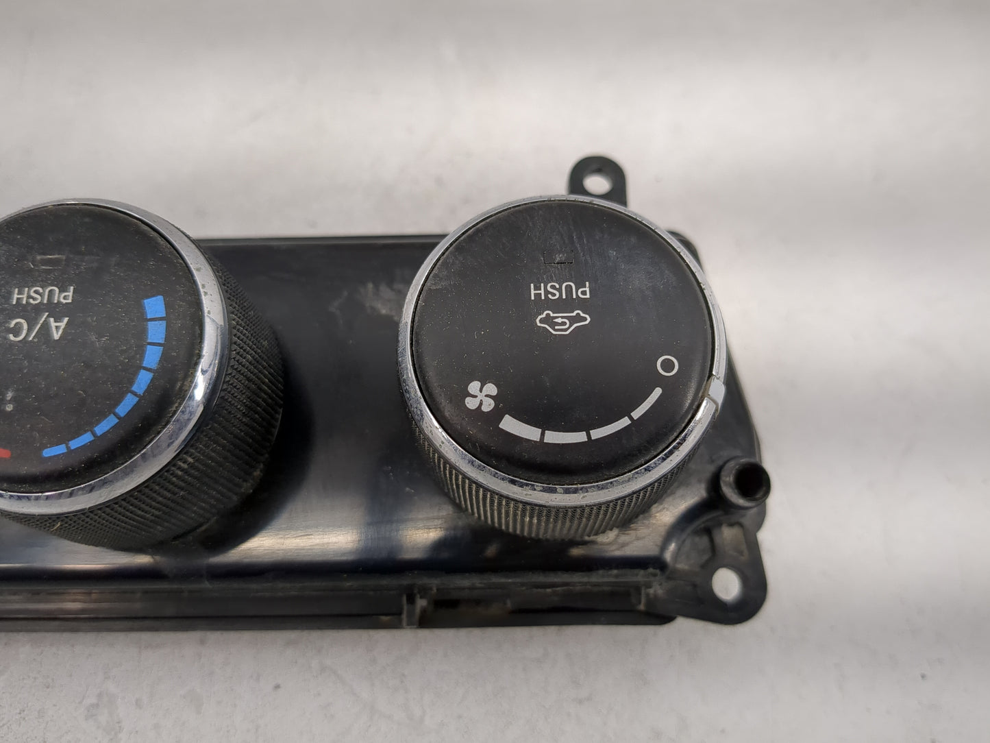 2010-2014 Dodge Avenger Climate Control Module Temperature AC/Heater Replacement P/N:P55111949AC Fits OEM Used Auto Parts - 