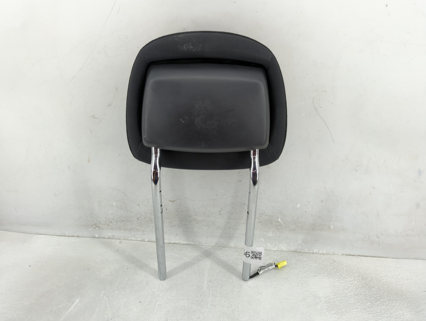 2014 Dodge Avenger Headrest Head Rest Front Driver Passenger Seat Fits OEM Used Auto Parts - Oemusedautoparts1.com