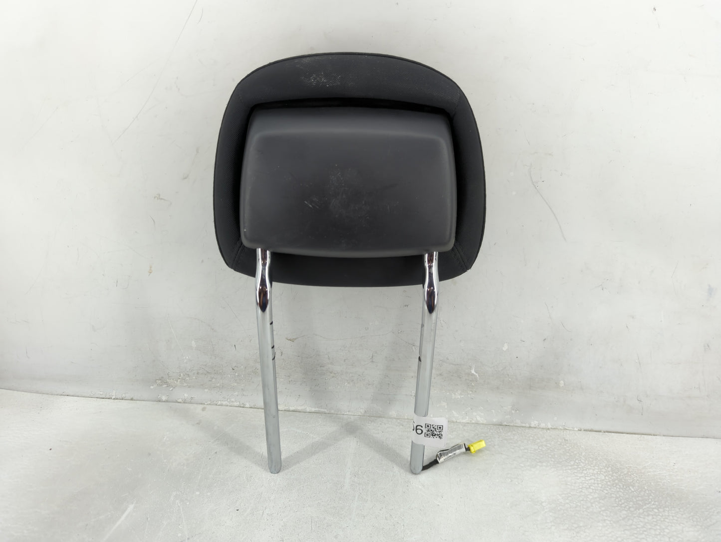2014 Dodge Avenger Headrest Head Rest Front Driver Passenger Seat Fits OEM Used Auto Parts - Oemusedautoparts1.com