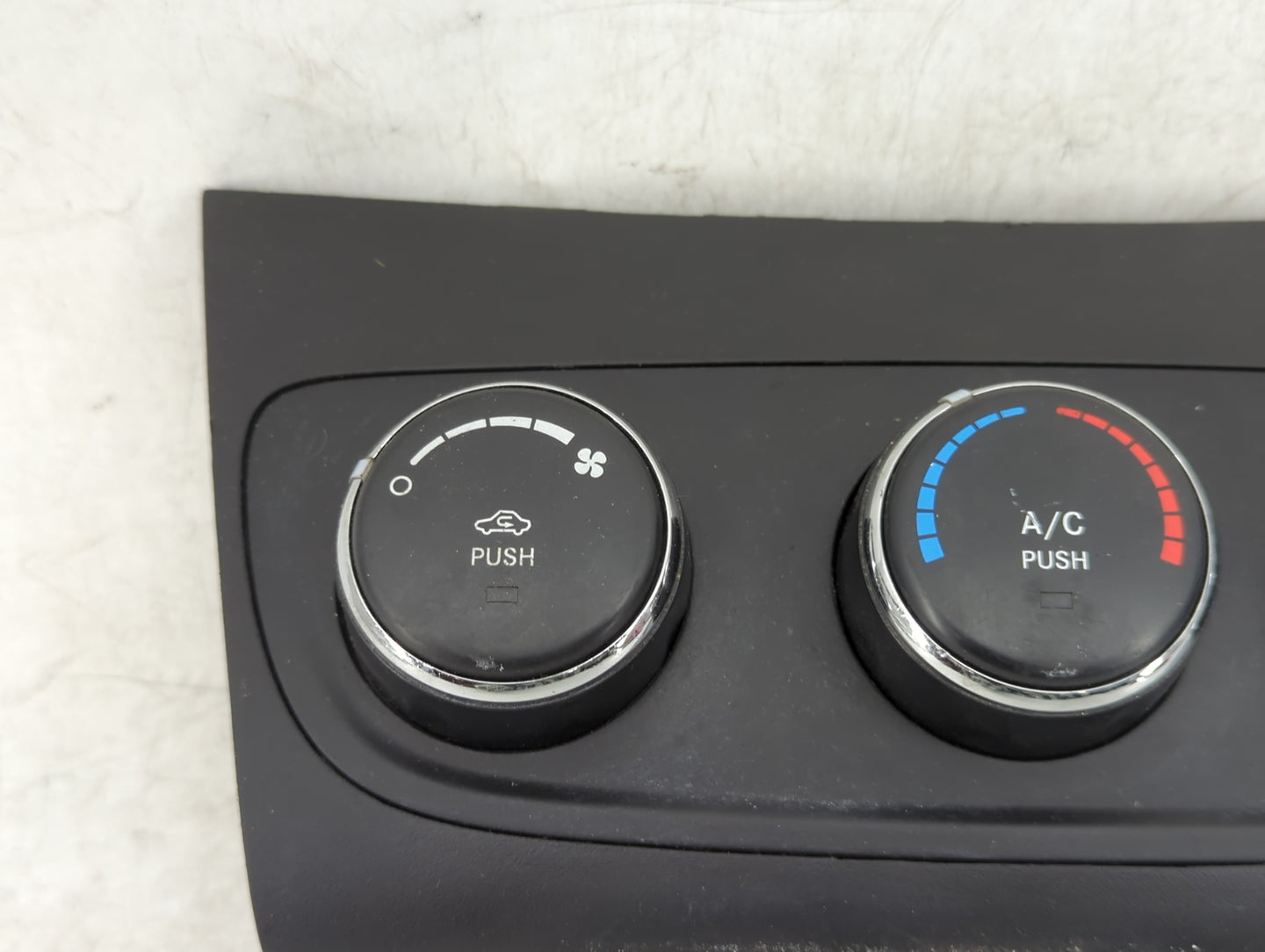 2010-2014 Dodge Avenger Climate Control Module Temperature AC/Heater Replacement P/N:P55111949AF Fits OEM Used Auto Parts - 