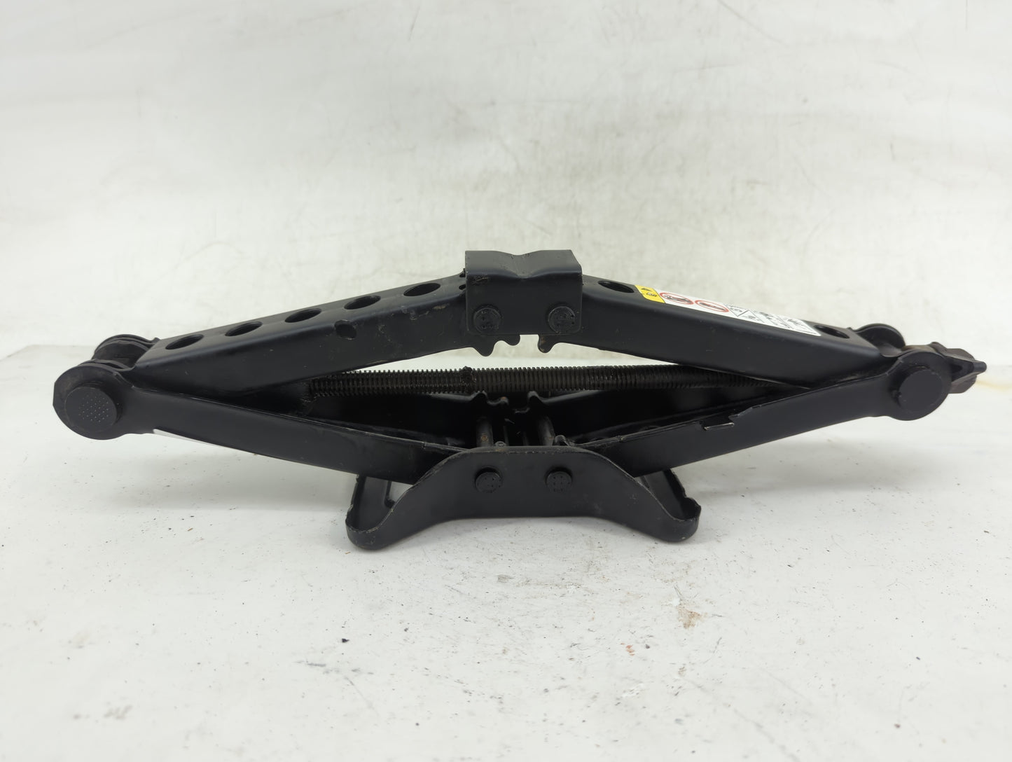 2014 Dodge Avenger Spare Scissor Car Jack - Oemusedautoparts1.com