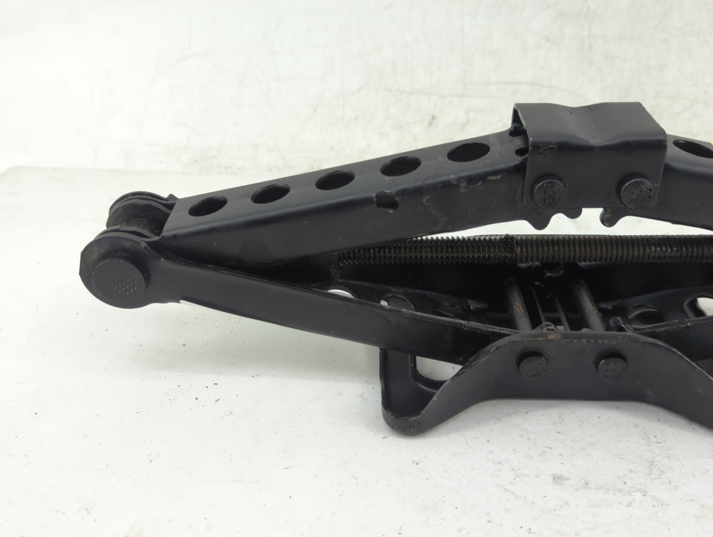 2014 Dodge Avenger Spare Scissor Car Jack - Oemusedautoparts1.com