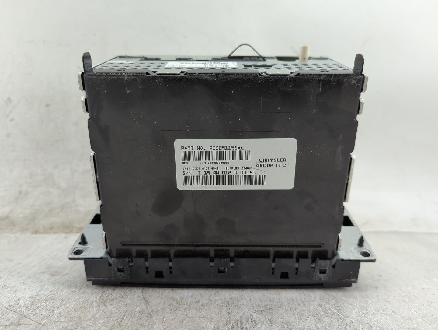 2013-2014 Dodge Avenger Radio AM FM Cd Player Receiver Replacement P/N:P05091195AC SPNP05091195AC Fits Fits 2013 2014 OEM Us