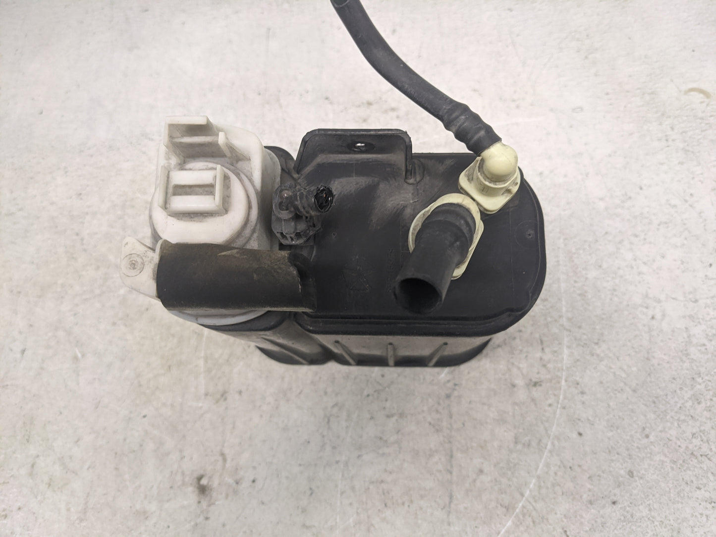 2014 Dodge Avenger Fuel Vapor Charcoal Canister 1462237 - Oemusedautoparts1.com