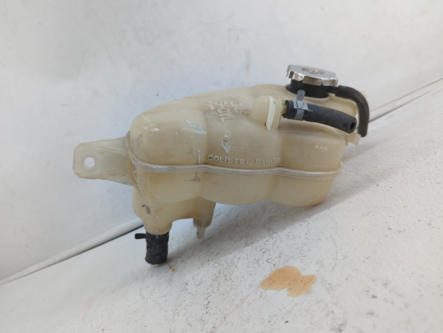 2008-2014 Dodge Avenger Radiator Coolant Overflow Expansion Tank Bottle 400171 - Oemusedautoparts1.com