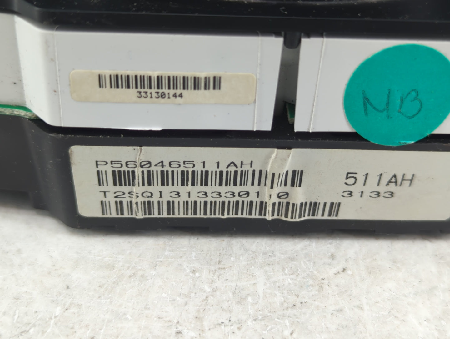 2011-2014 Dodge Avenger Instrument Cluster Speedometer Gauges P/N:P56046511AH Miles: Fits Fits 2011 2012 2013 2014 OEM Used 