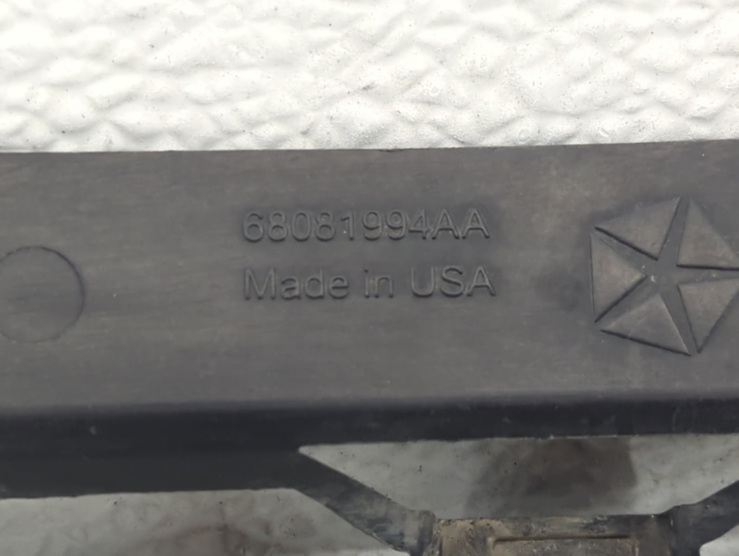 2011-2014 Dodge Avenger Front Grille Bumper Not Included - Oemusedautoparts1.com