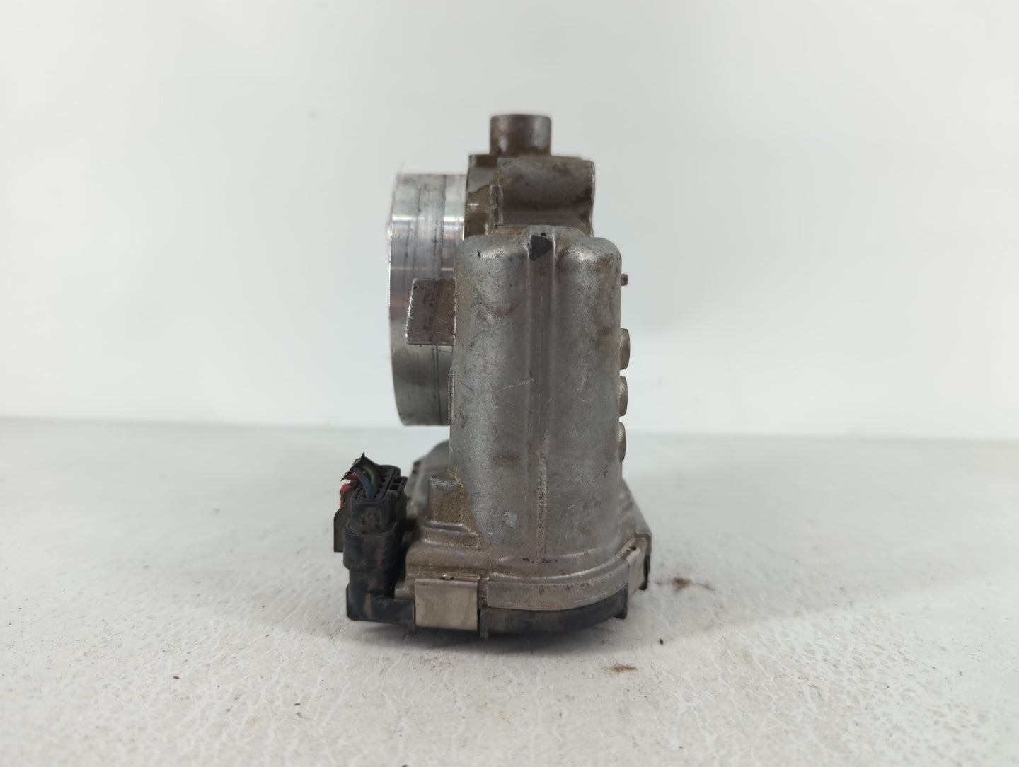 2011-2014 Dodge Avenger Throttle Body P/N:0 280 750 570 05184349AC Fits OEM Used Auto Parts - Oemusedautoparts1.com
