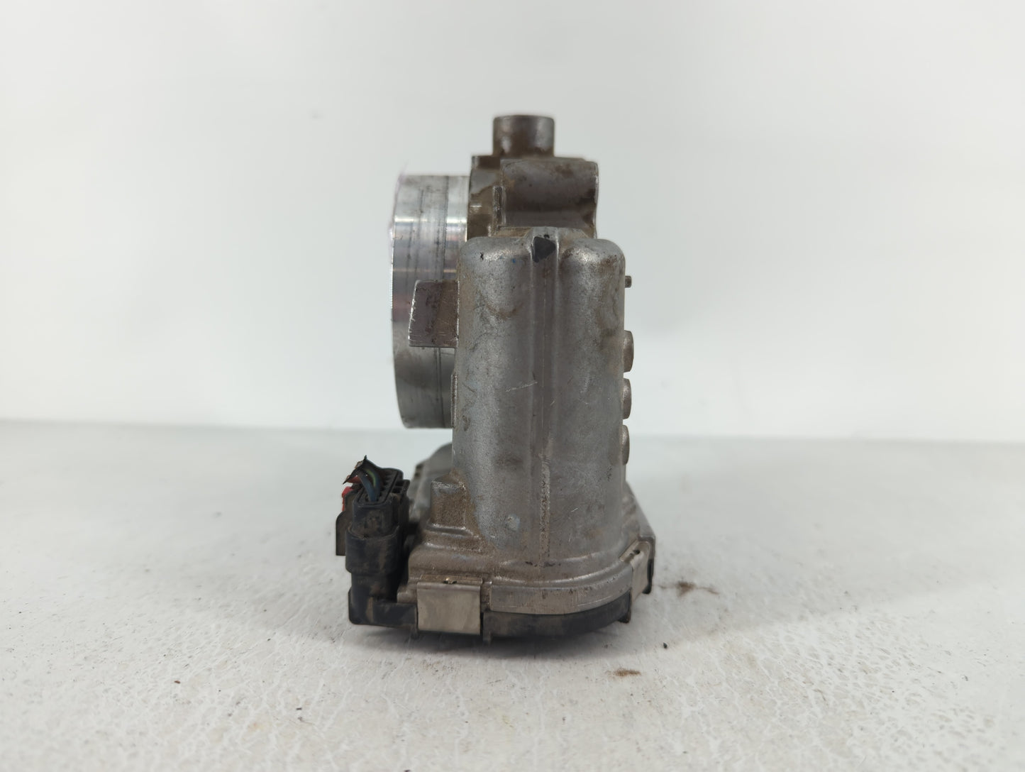 2011-2014 Dodge Avenger Throttle Body P/N:0 280 750 570 05184349AC Fits OEM Used Auto Parts - Oemusedautoparts1.com