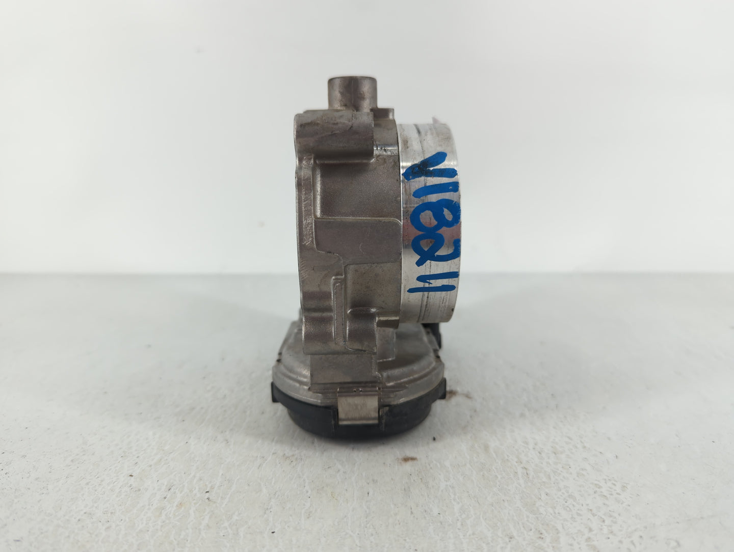 2011-2014 Dodge Avenger Throttle Body P/N:0 280 750 570 05184349AC Fits OEM Used Auto Parts - Oemusedautoparts1.com