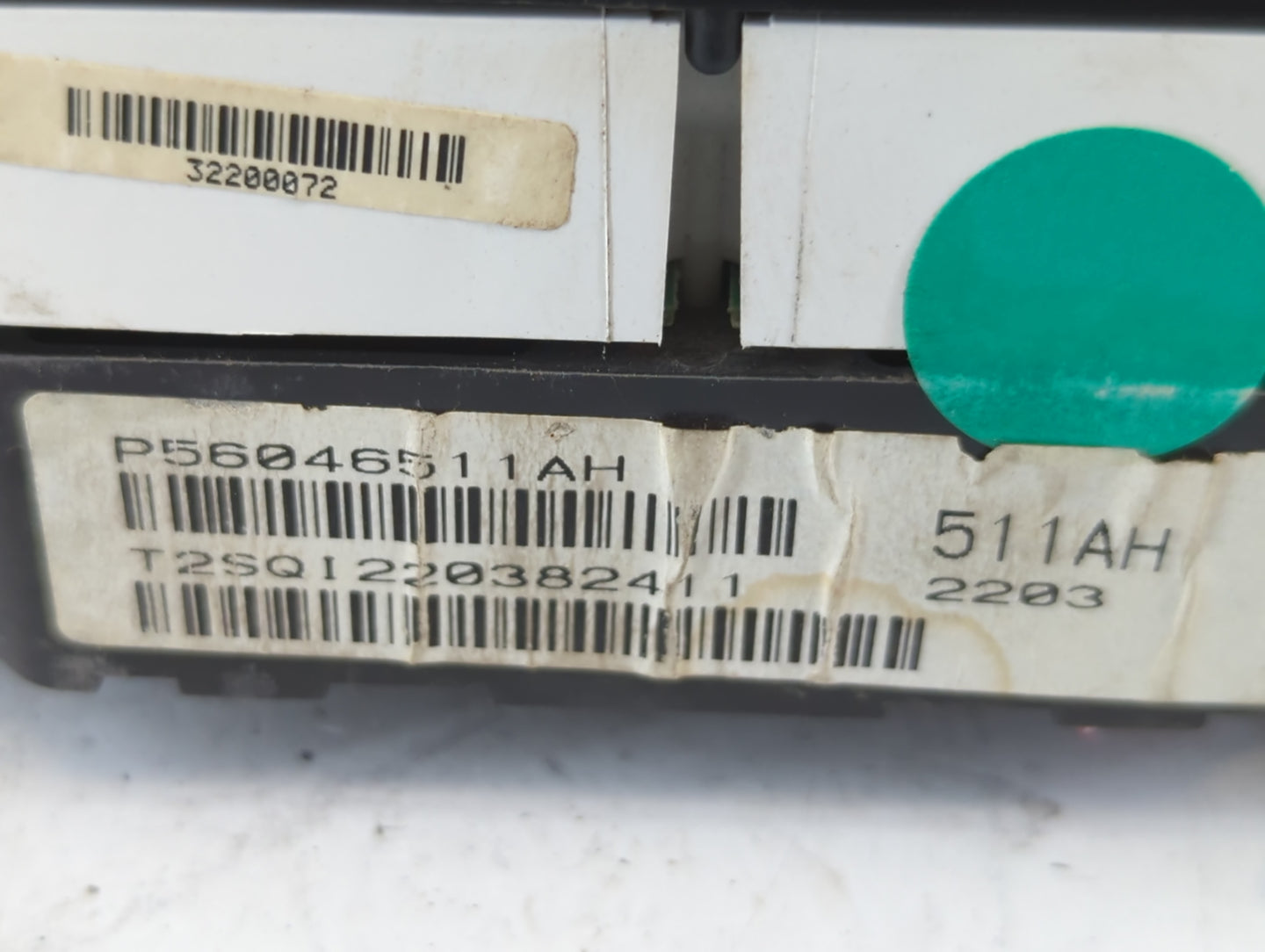 2011-2014 Dodge Avenger Instrument Cluster Speedometer Gauges P/N:P56046511AH Fits Fits 2011 2012 2013 2014 OEM Used Auto Pa