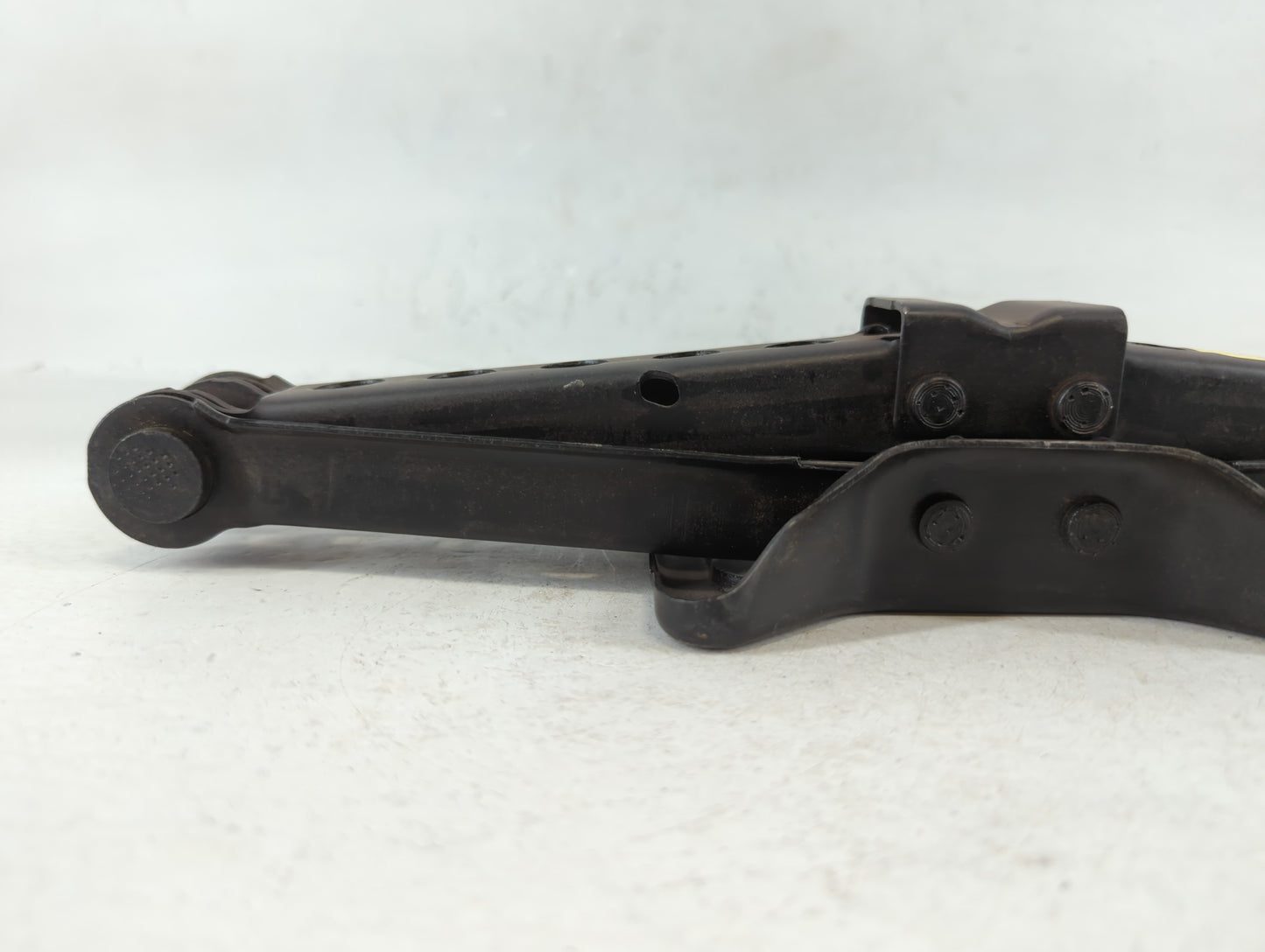 2014 Dodge Avenger Spare Scissor Car Jack - Oemusedautoparts1.com