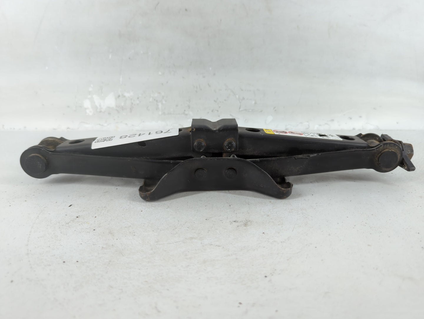 2014 Dodge Avenger Spare Scissor Car Jack - Oemusedautoparts1.com