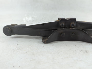 2014 Dodge Avenger Spare Scissor Car Jack