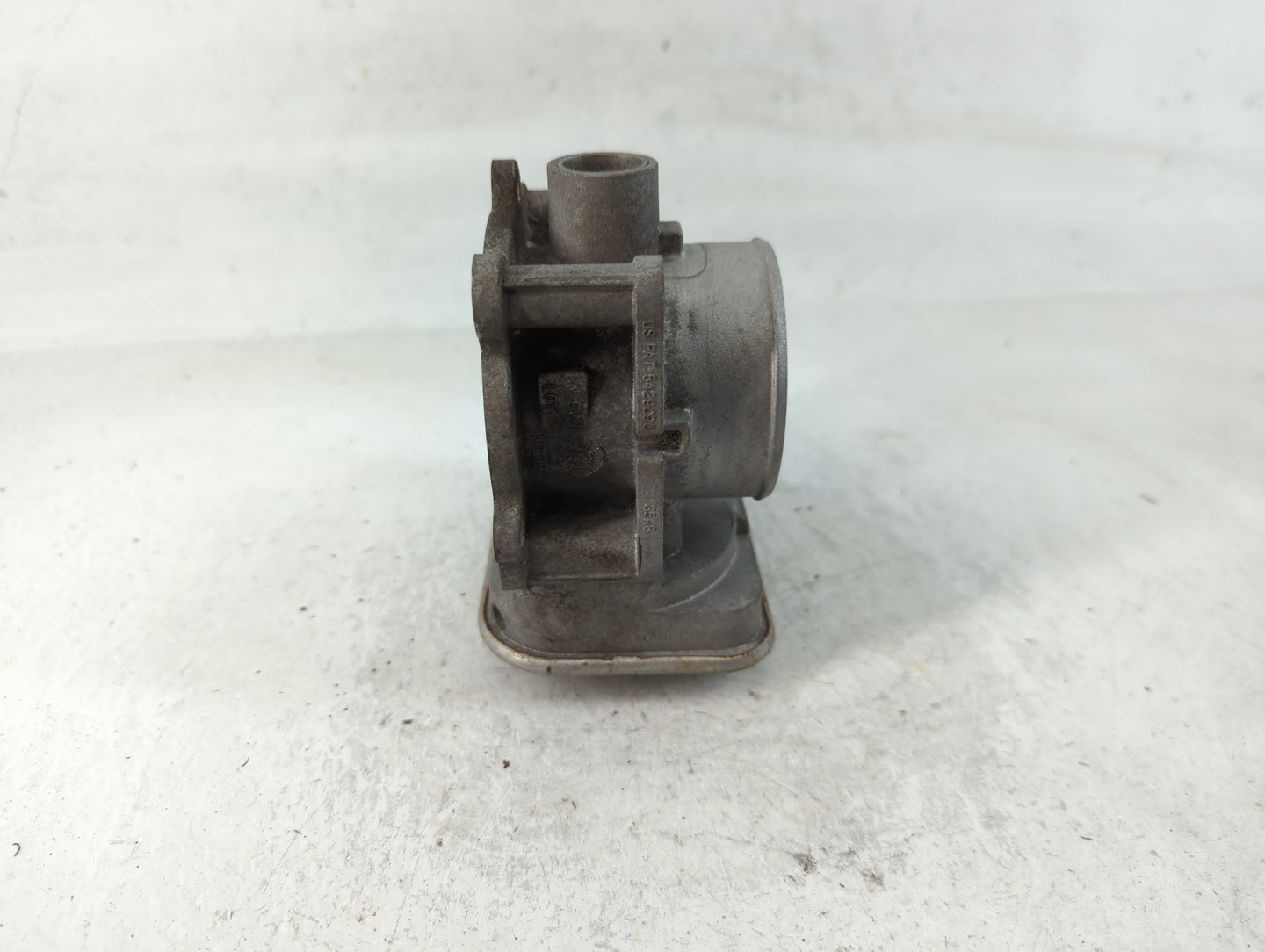 2008-2014 Dodge Avenger Throttle Body Fits Fits 2007 2008 2009 2010 2011 2012 2013 2014 2015 2016 2017 2018 OEM Used Auto Pa