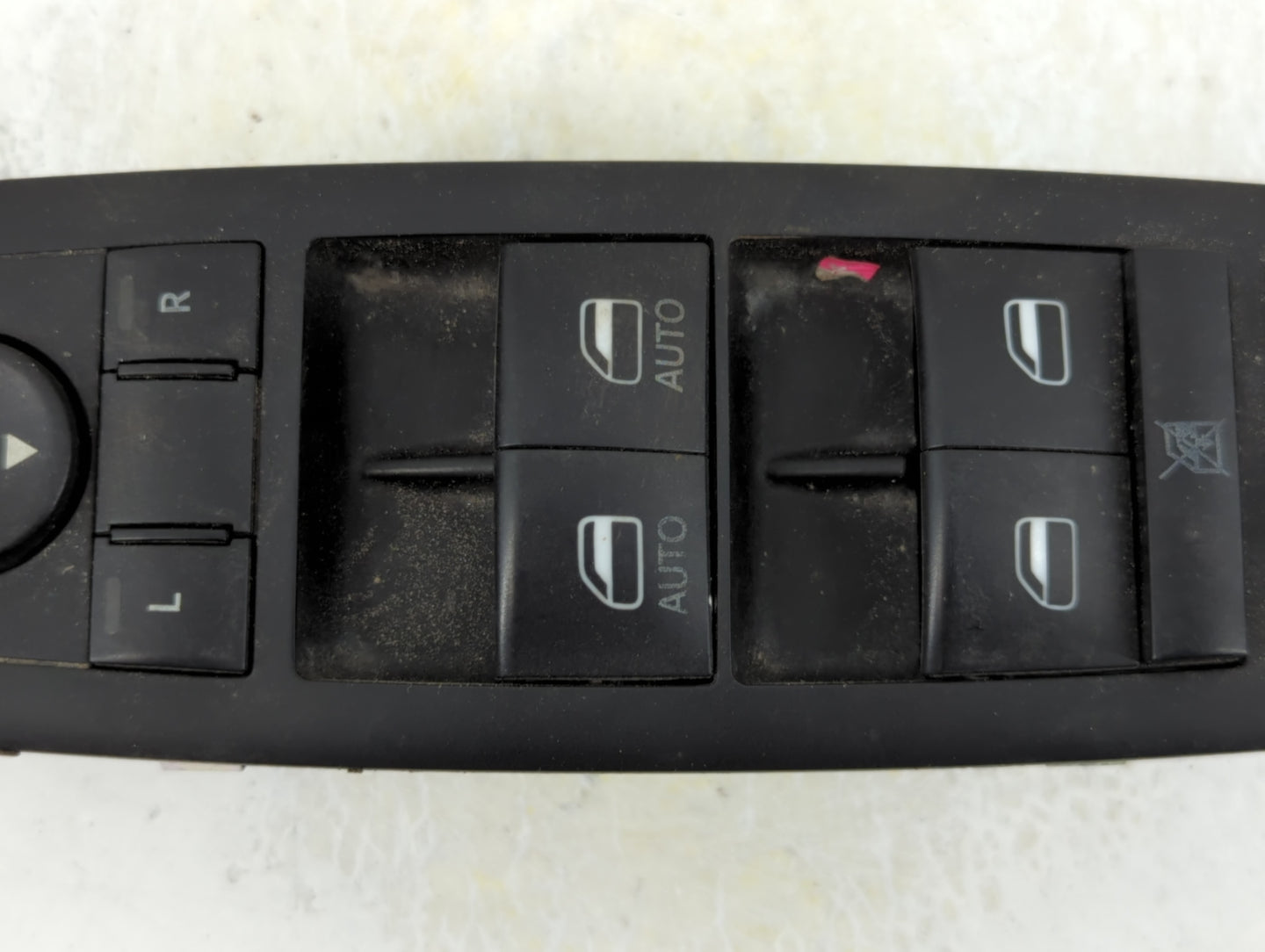 2014 Dodge Caravan Master Power Window Switch Replacement Driver Side Left P/N:68110871AA Fits OEM Used Auto Parts - Oemused
