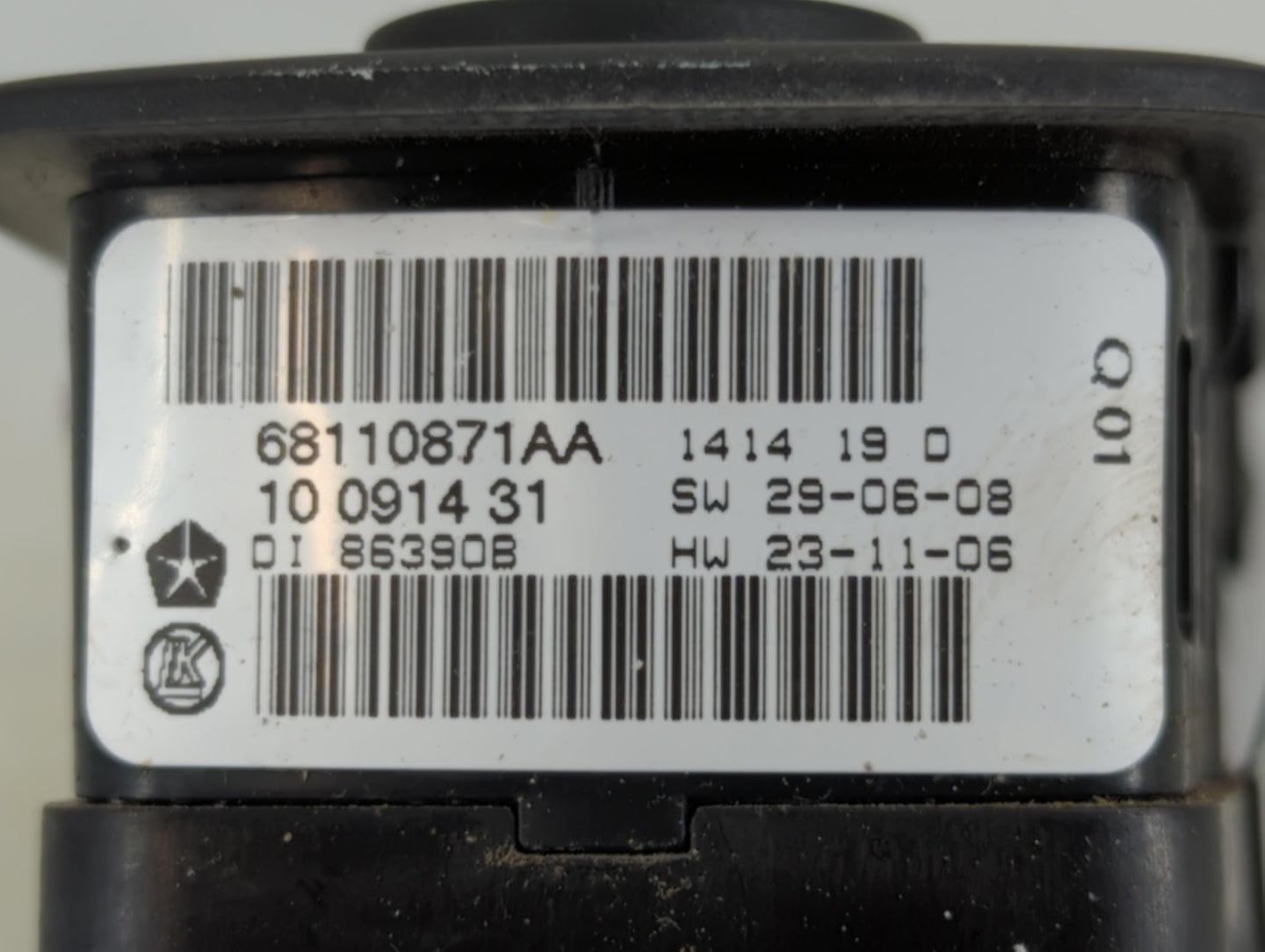 2014 Dodge Caravan Master Power Window Switch Replacement Driver Side Left P/N:68110871AA Fits OEM Used Auto Parts - Oemused