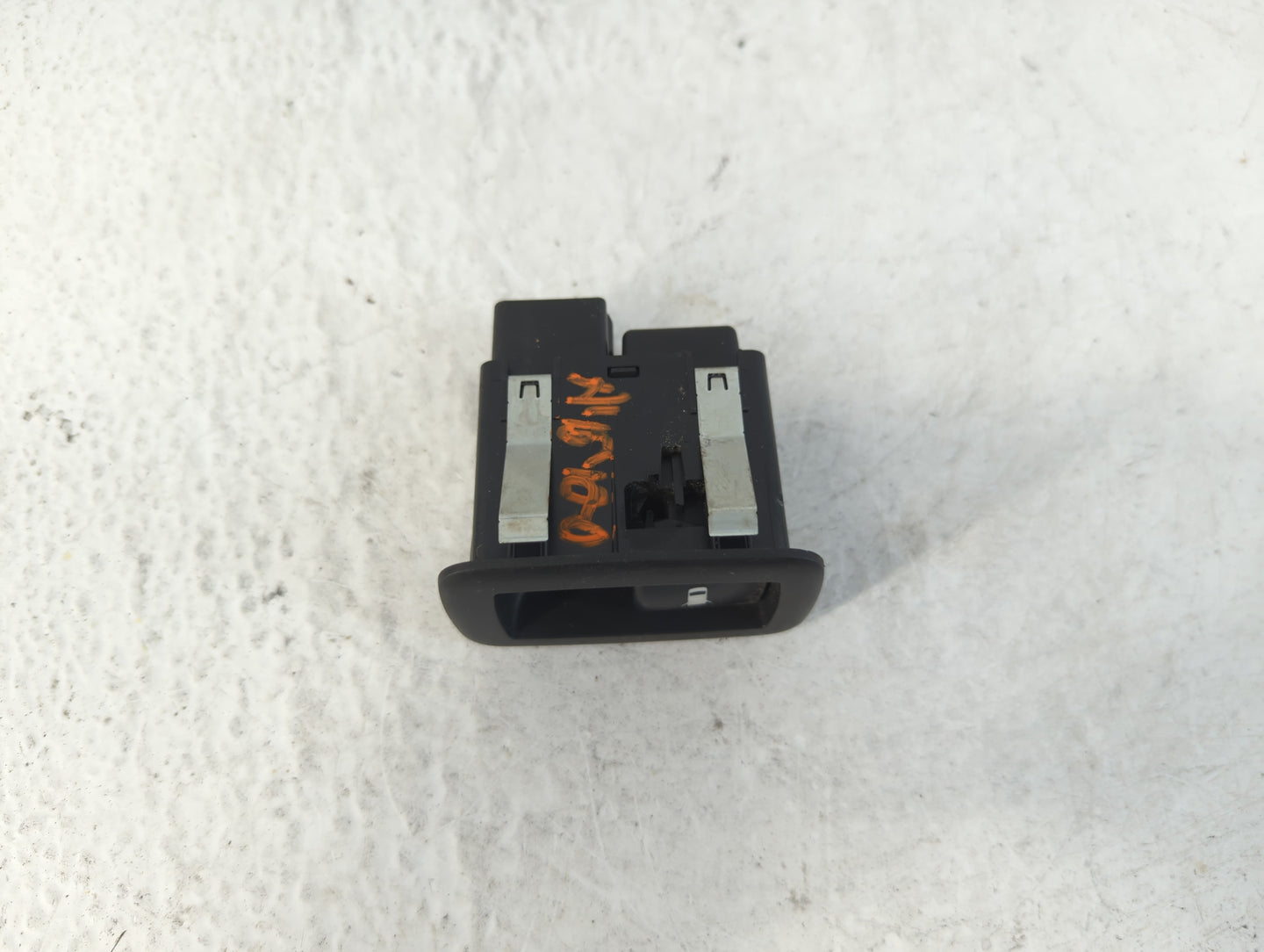 2014 Dodge Caravan Master Power Window Switch Replacement Driver Side Left P/N:68110874AB Fits OEM Used Auto Parts - Oemused