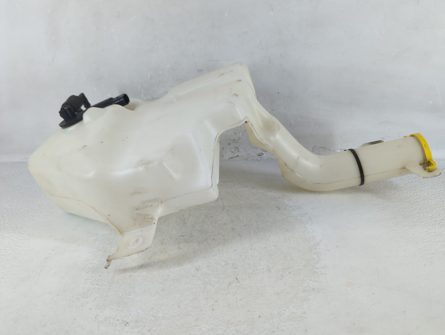 Dodge Caravan Windshield Washer Fluid Reservoir Bottle Oem - Oemusedautoparts1.com