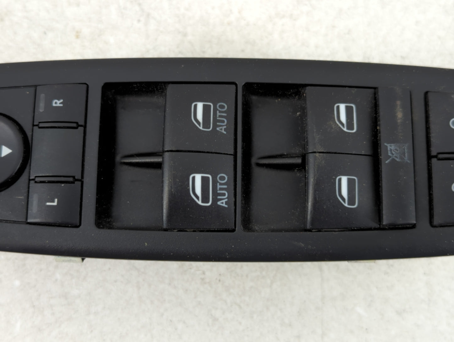 2014 Dodge Caravan Master Power Window Switch Replacement Driver Side Left P/N:68110871AA Fits OEM Used Auto Parts - Oemused
