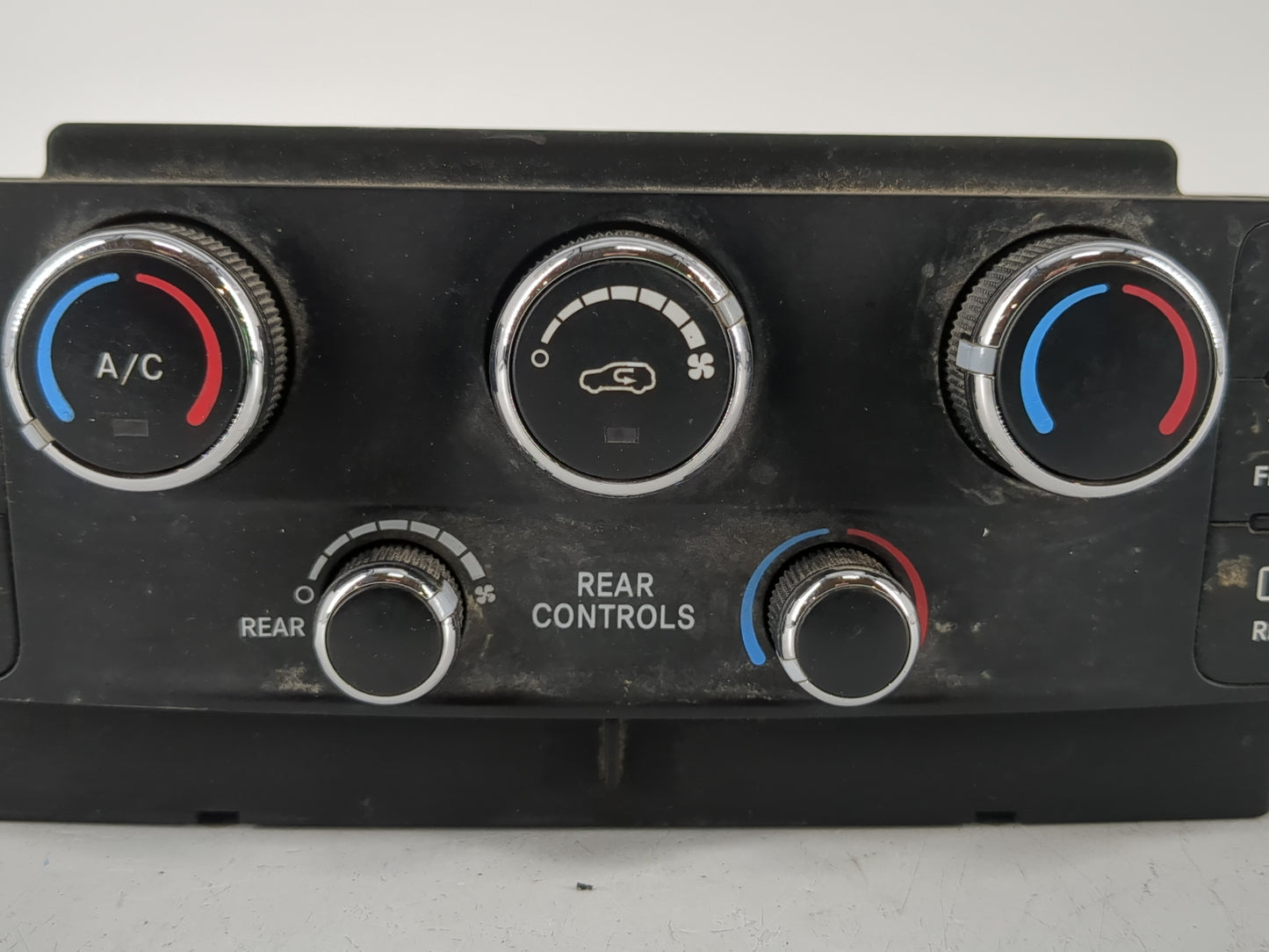2014 Dodge Caravan Climate Control Module Temperature AC/Heater Replacement P/N:P55111240AF Fits OEM Used Auto Parts - Oemus