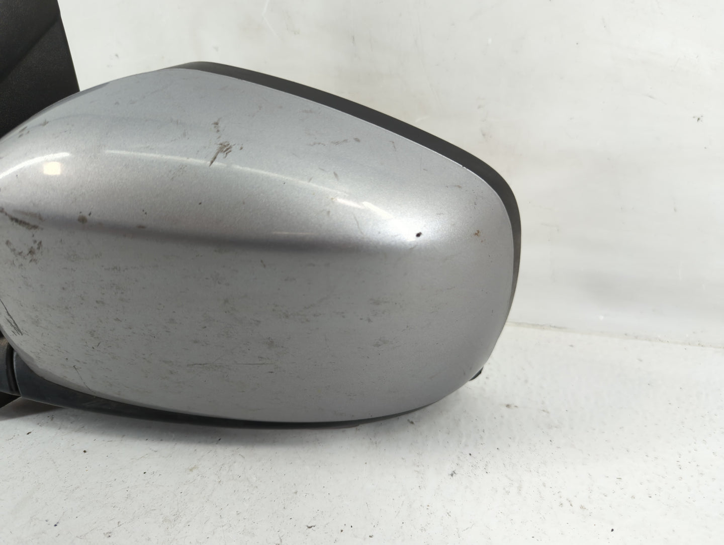 2014 Dodge Caravan Driver Side View Mirror - Left Door Mirror OEM Used - Oemusedautoparts1.com