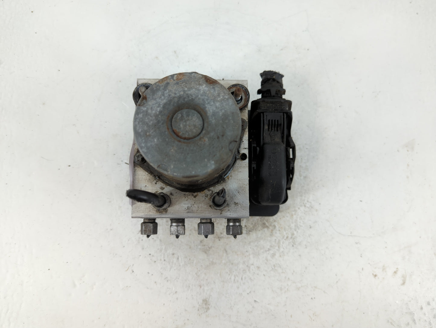 2014 Dodge Caravan ABS Pump Control Module Replacement P/N:P68183803AC Fits OEM Used Auto Parts - Oemusedautoparts1.com