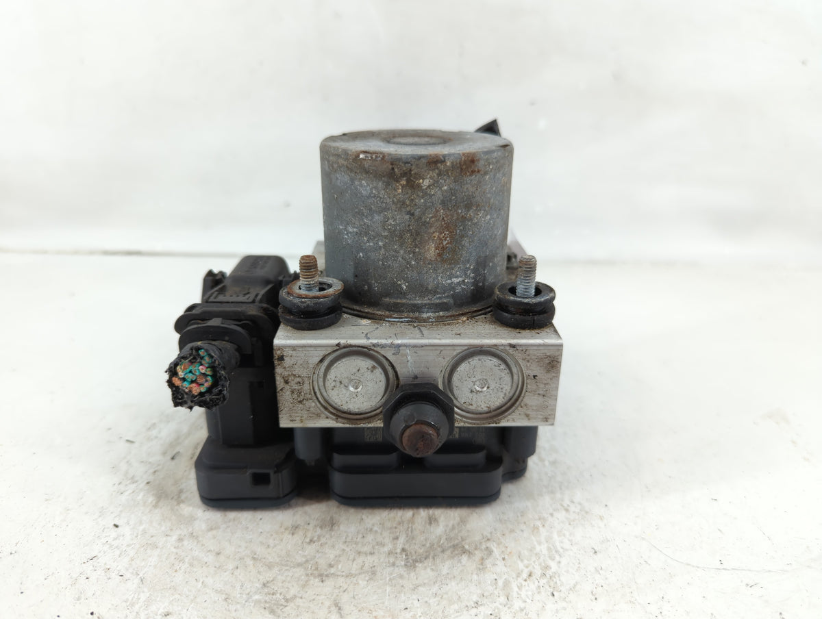 2014 Dodge Caravan Anti-Lock Brake ABS Pump Module Actuator OEM P/N:P68183803AC Fits OEM Used Auto Parts - Oemusedautoparts1