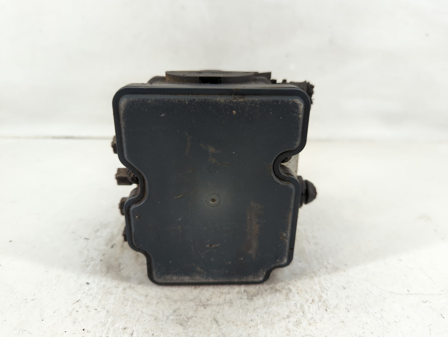 2014 Dodge Caravan ABS Pump Control Module Replacement P/N:P68183803AC Fits OEM Used Auto Parts - Oemusedautoparts1.com