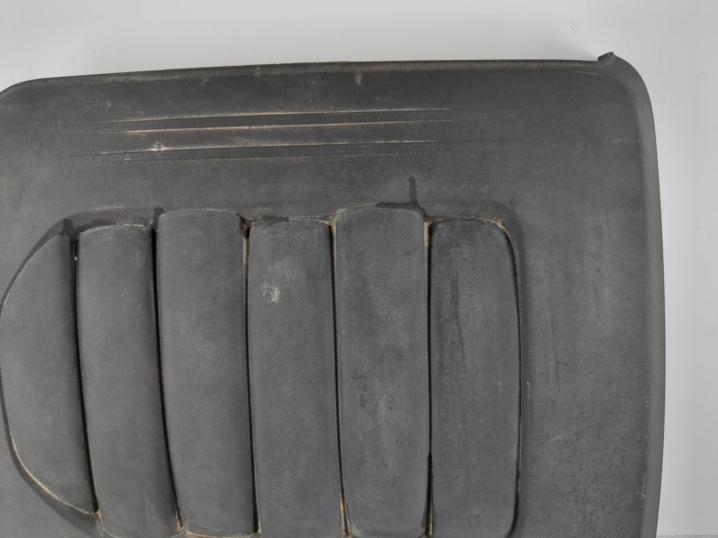 2014 Dodge Caravan Engine Cover - Oemusedautoparts1.com
