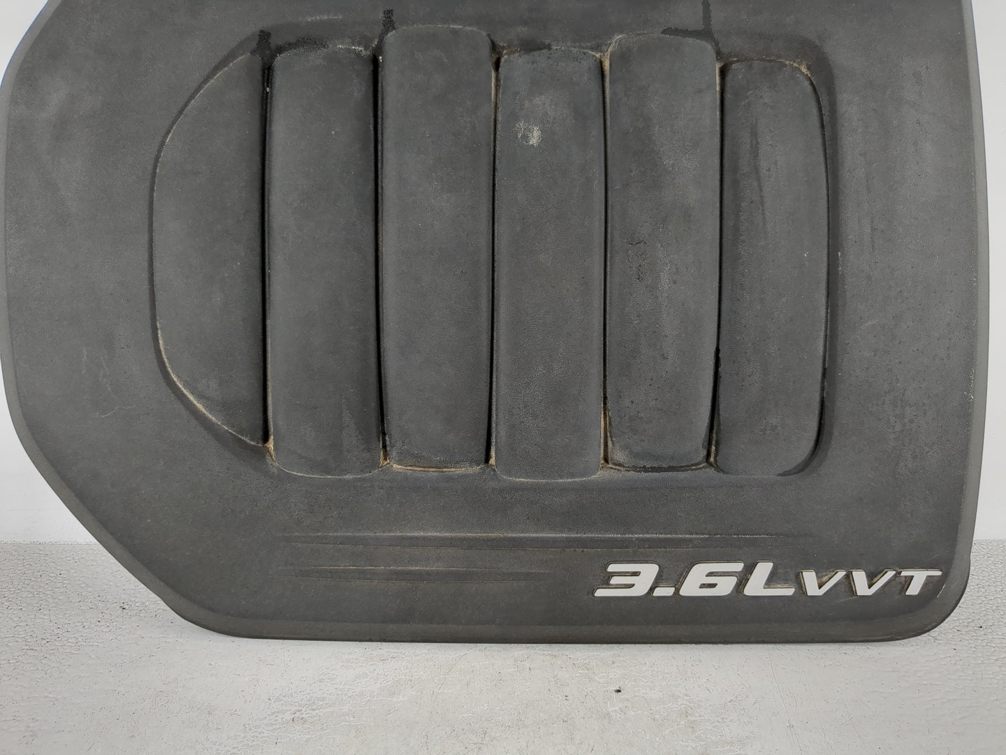 2014 Dodge Caravan Engine Cover - Oemusedautoparts1.com