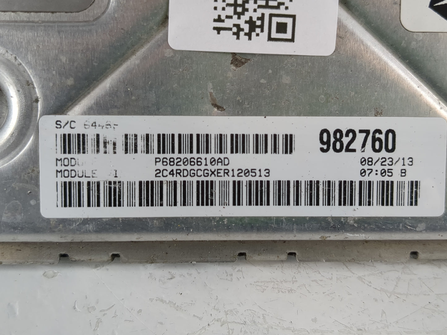 2014 Dodge Caravan PCM Engine Control Computer ECU ECM PCU OEM P/N:P68206610AD Fits OEM Used Auto Parts - Oemusedautoparts1.