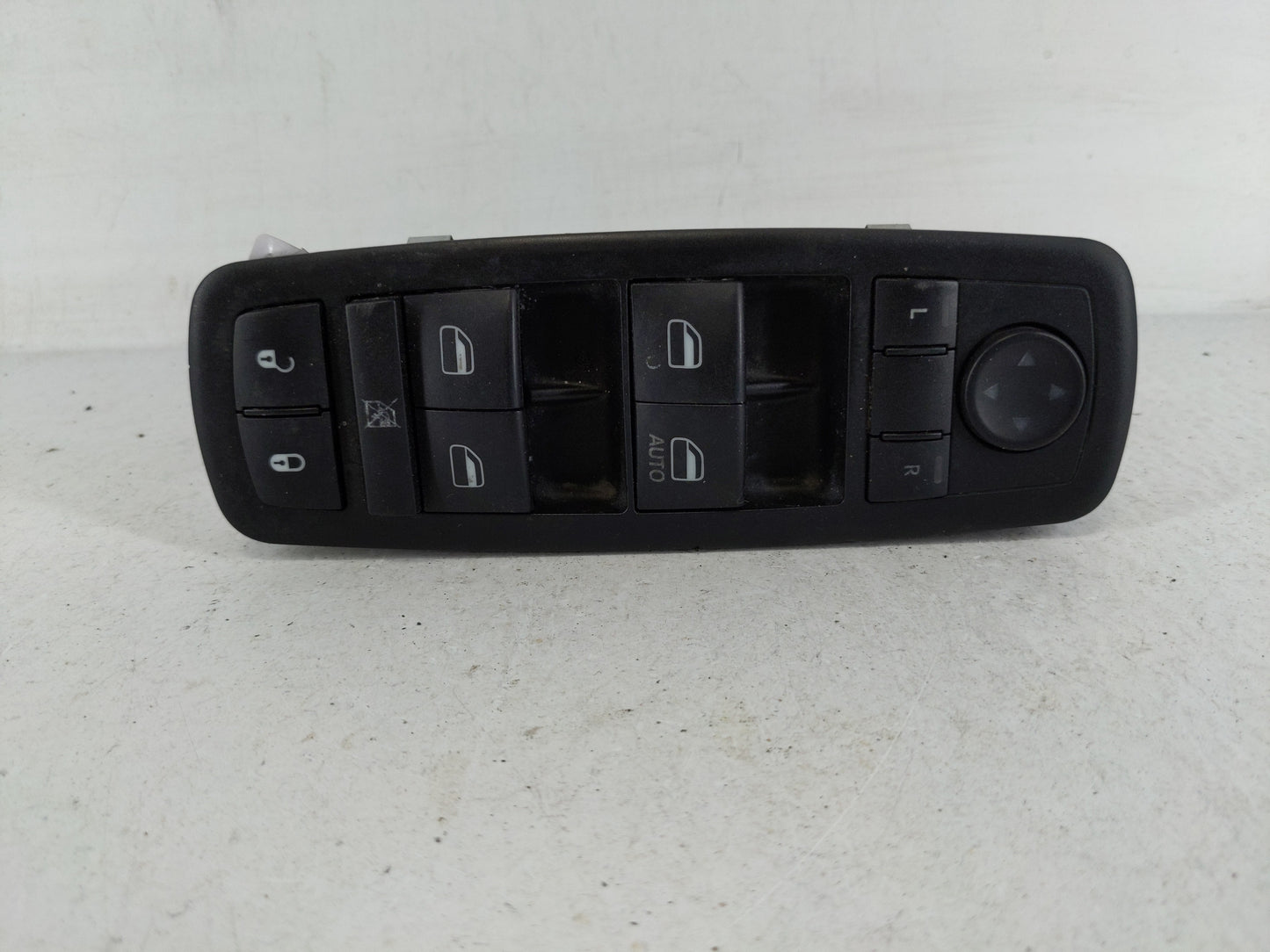 2014 Dodge Caravan Master Power Window Switch Replacement Driver Side Left P/N:68110871AA 68110866AA Fits OEM Used Auto Part