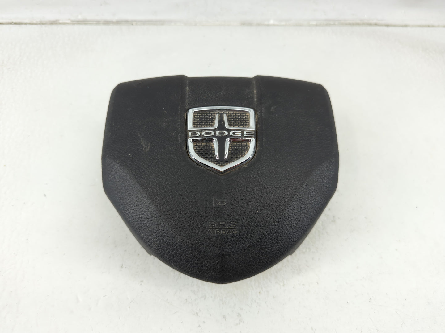 2014 Dodge Caravan Air Bag Driver Left Steering Wheel Mounted P/N:4JE 46B 3H Fits Fits 2012 OEM Used Auto Parts - Oemusedaut