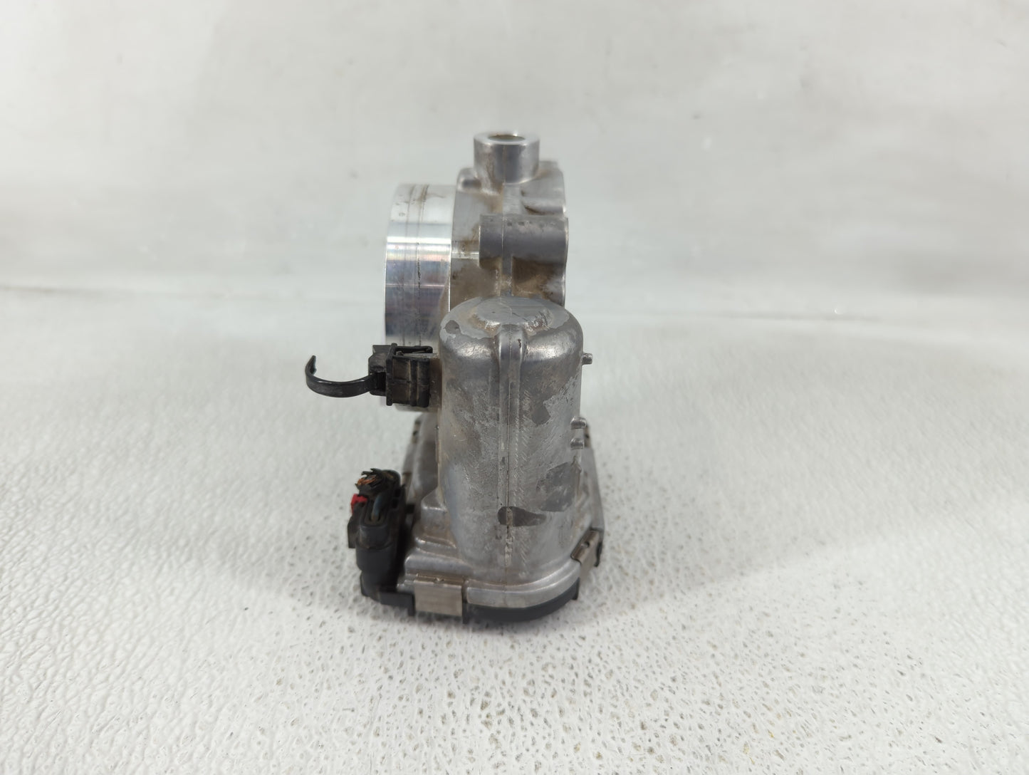 2014 Dodge Caravan Throttle Body P/N:05184349AC Fits Fits 2011 2012 2013 2015 2016 2017 2018 2019 2020 2021 2022 OEM Used Au