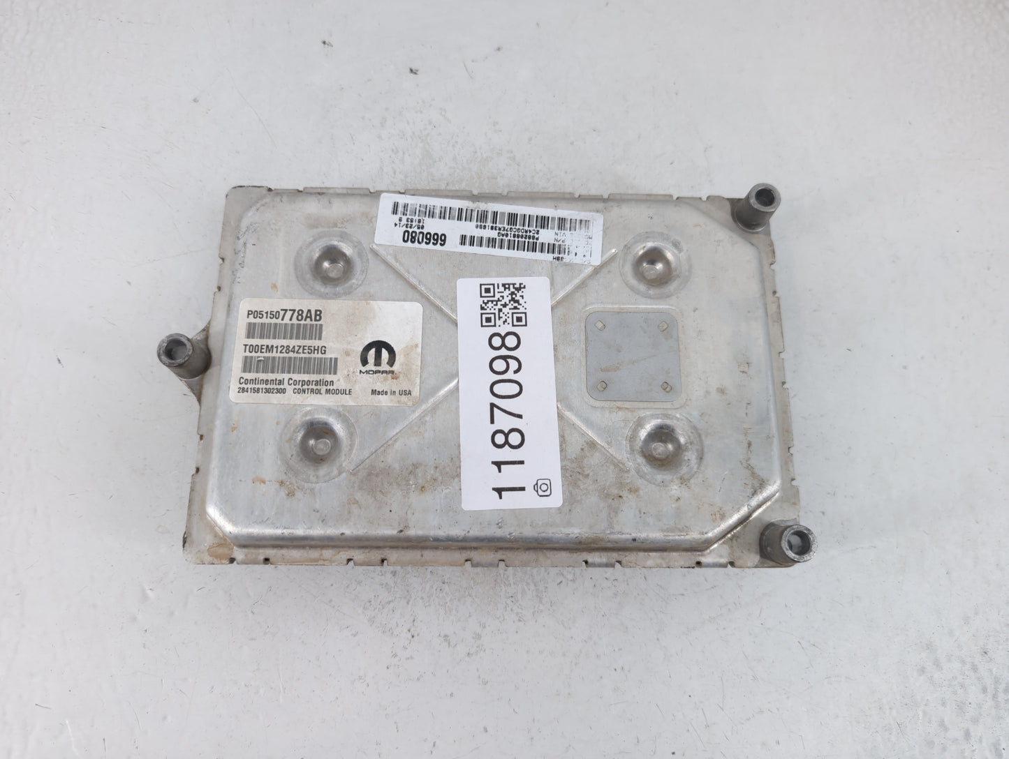 2014 Dodge Caravan PCM Engine Control Computer ECU ECM PCU OEM P/N:P05150778AB Fits OEM Used Auto Parts - Oemusedautoparts1.