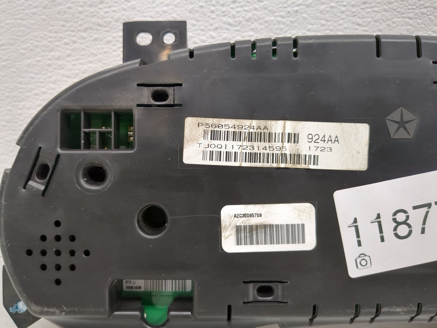 2014 Dodge Caravan Instrument Cluster Speedometer Gauges P/N:P56054924AA Fits OEM Used Auto Parts - Oemusedautoparts1.com