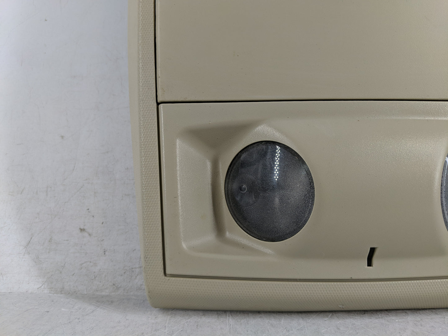 2014 Dodge Caravan Overhead Roof Console - Oemusedautoparts1.com