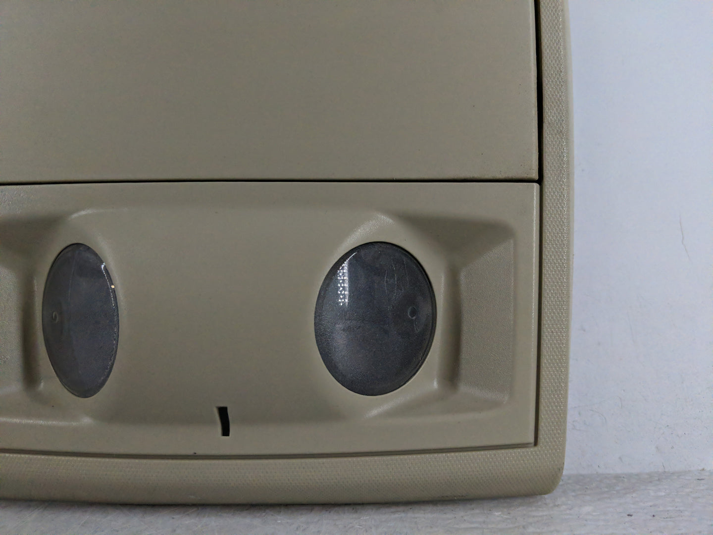 2014 Dodge Caravan Overhead Roof Console - Oemusedautoparts1.com