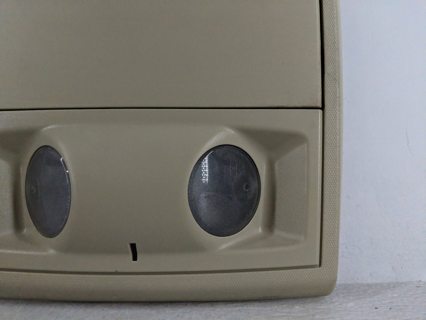 2014 Dodge Caravan Overhead Roof Console - Oemusedautoparts1.com