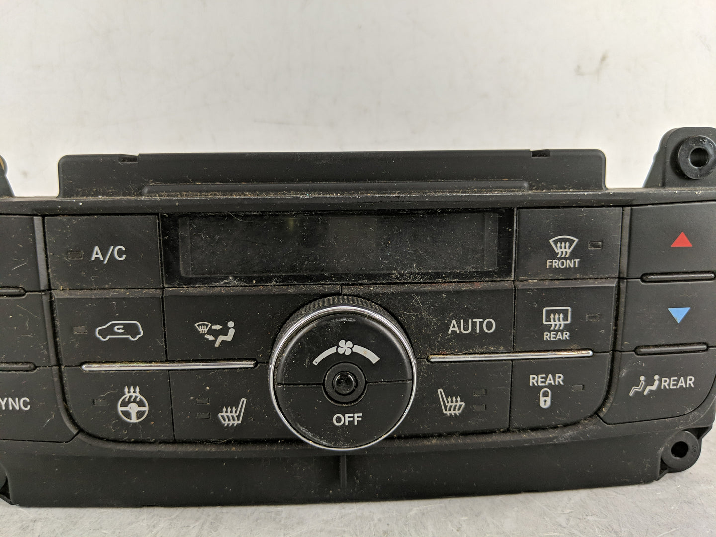 2014 Dodge Caravan Climate Control Module Temperature AC/Heater Replacement P/N:P55111367AF Fits OEM Used Auto Parts - Oemus