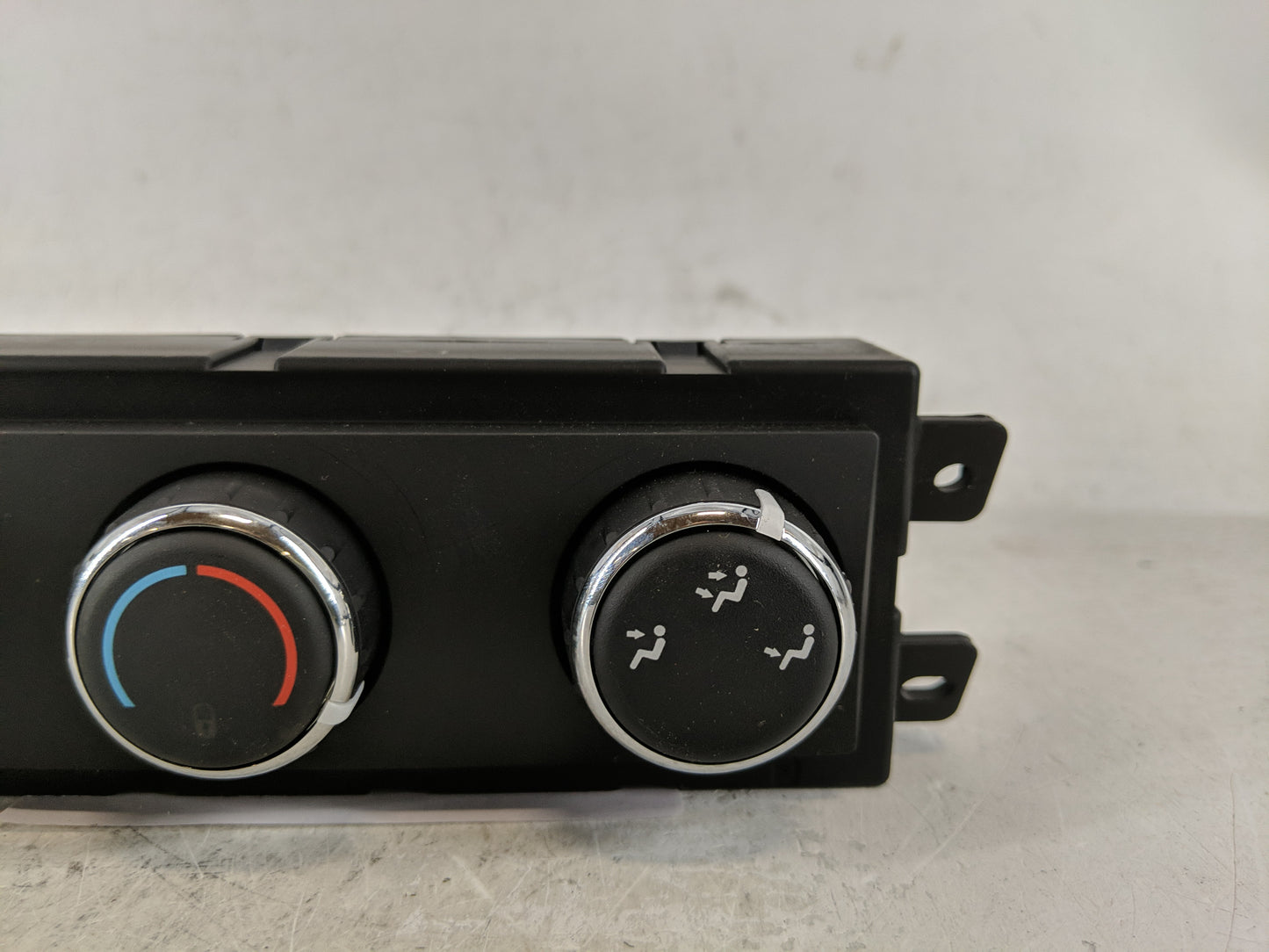 2014 Dodge Caravan Climate Control Module Temperature AC/Heater Replacement P/N:55111312AC Fits OEM Used Auto Parts - Oemuse