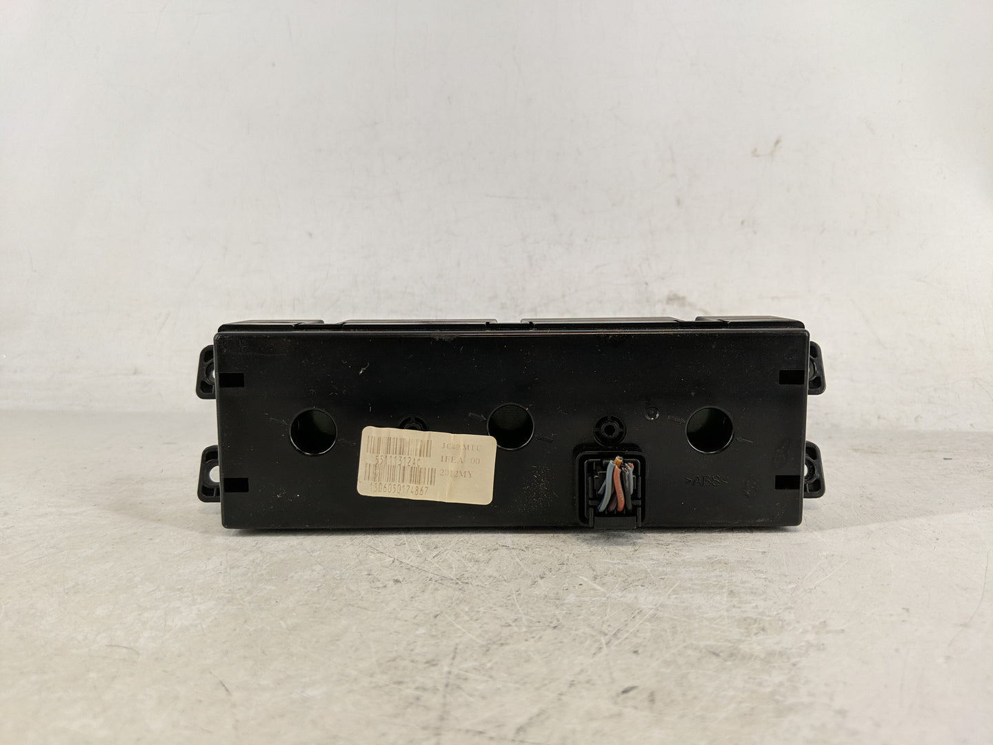 2014 Dodge Caravan Climate Control Module Temperature AC/Heater Replacement P/N:55111312AC Fits OEM Used Auto Parts - Oemuse