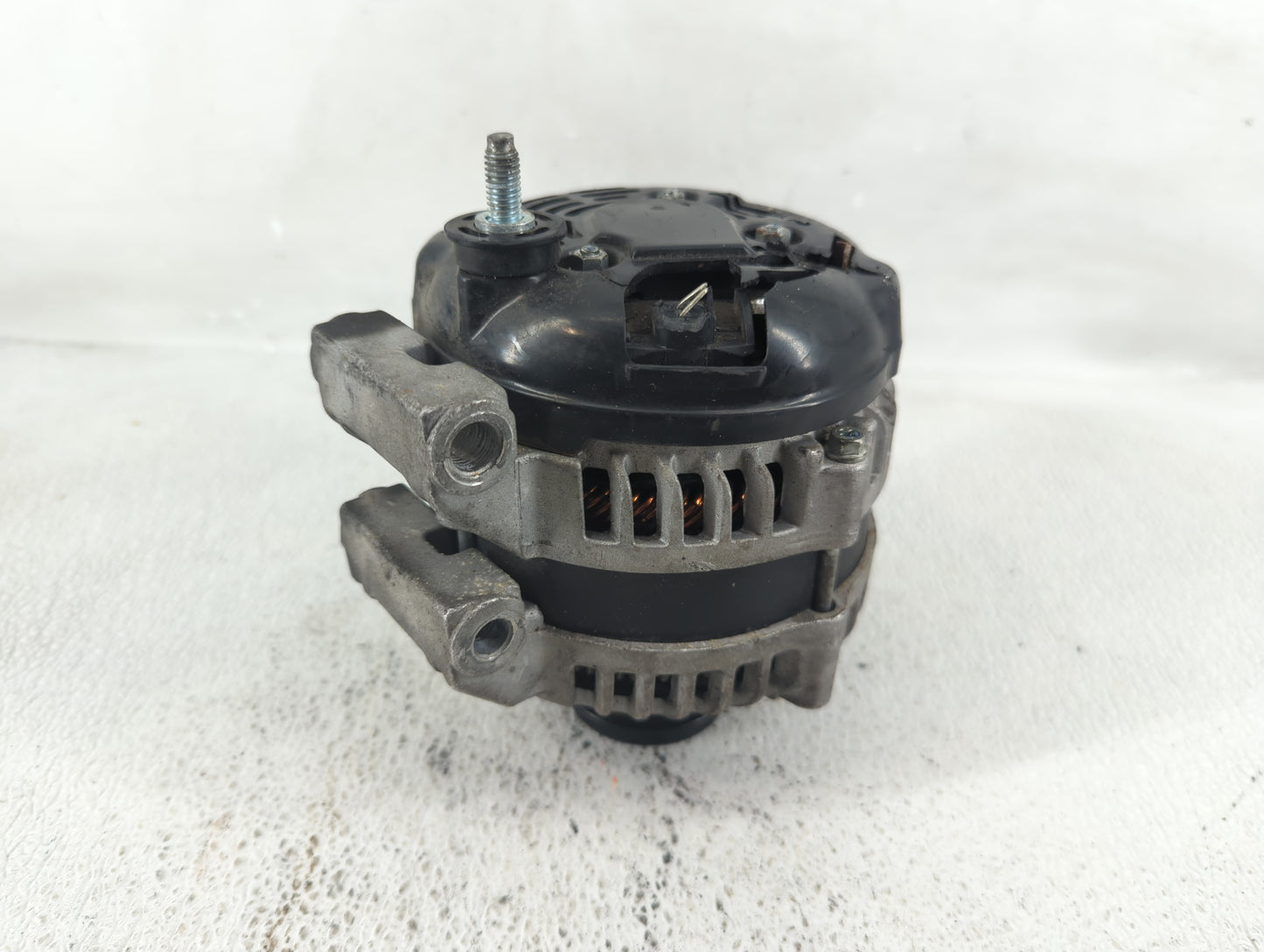 2014 Dodge Caravan Alternator Replacement Generator Charging Assembly Engine OEM Fits OEM Used Auto Parts - Oemusedautoparts