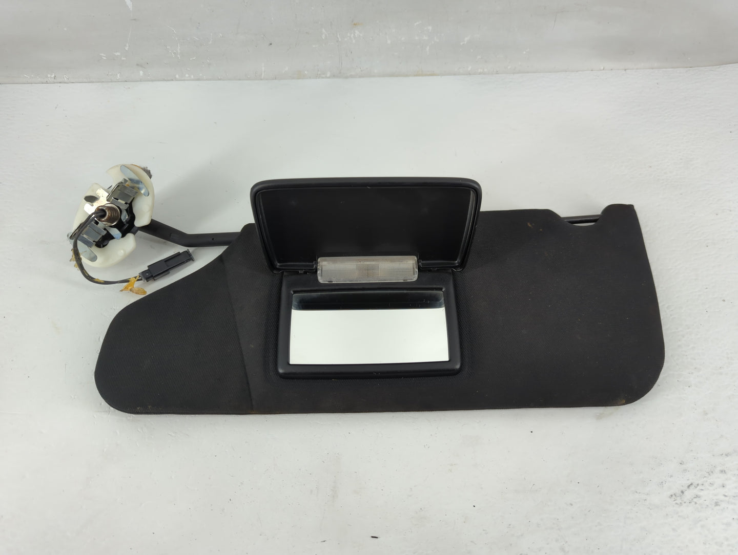 2014 Dodge Caravan Sun Visor Shade Replacement Driver Left Mirror Fits Fits 2011 2012 2013 2015 2016 2017 2018 2019 2020 OEM