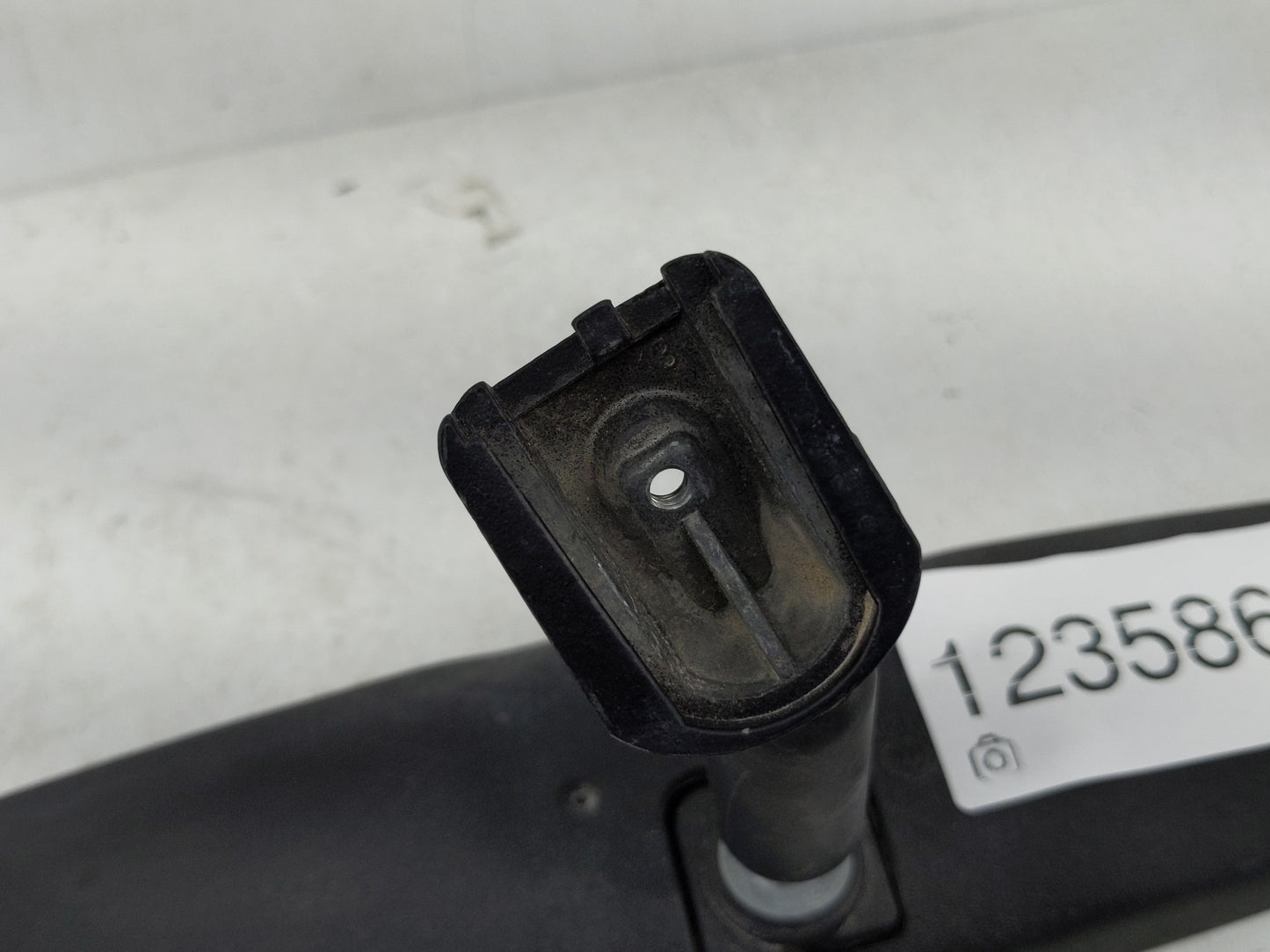 2014 Dodge Caravan Interior Rear View Mirror Replacement OEM P/N:E8011083 Fits OEM Used Auto Parts - Oemusedautoparts1.com