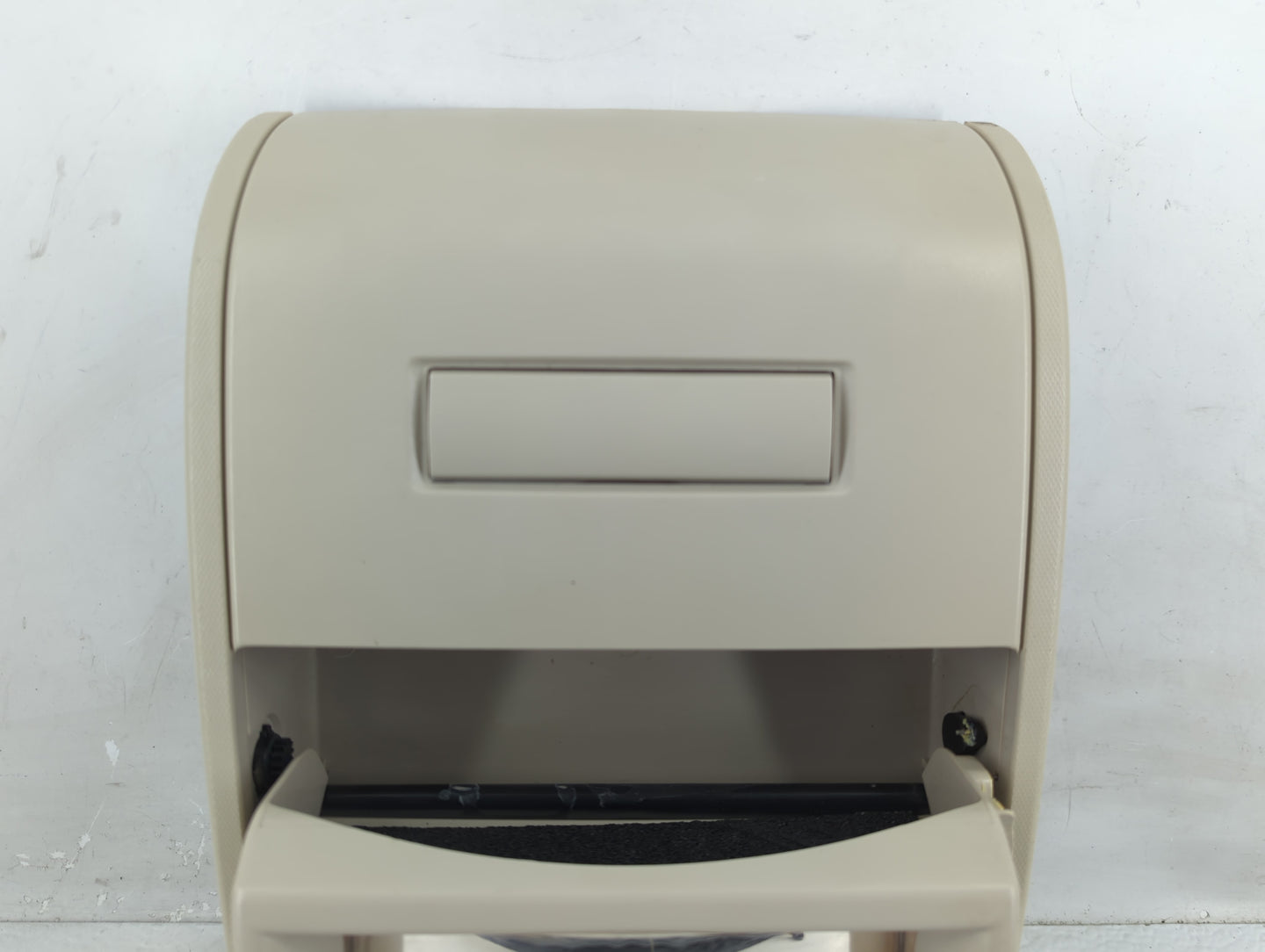 2014 Dodge Caravan Overhead Roof Console - Oemusedautoparts1.com