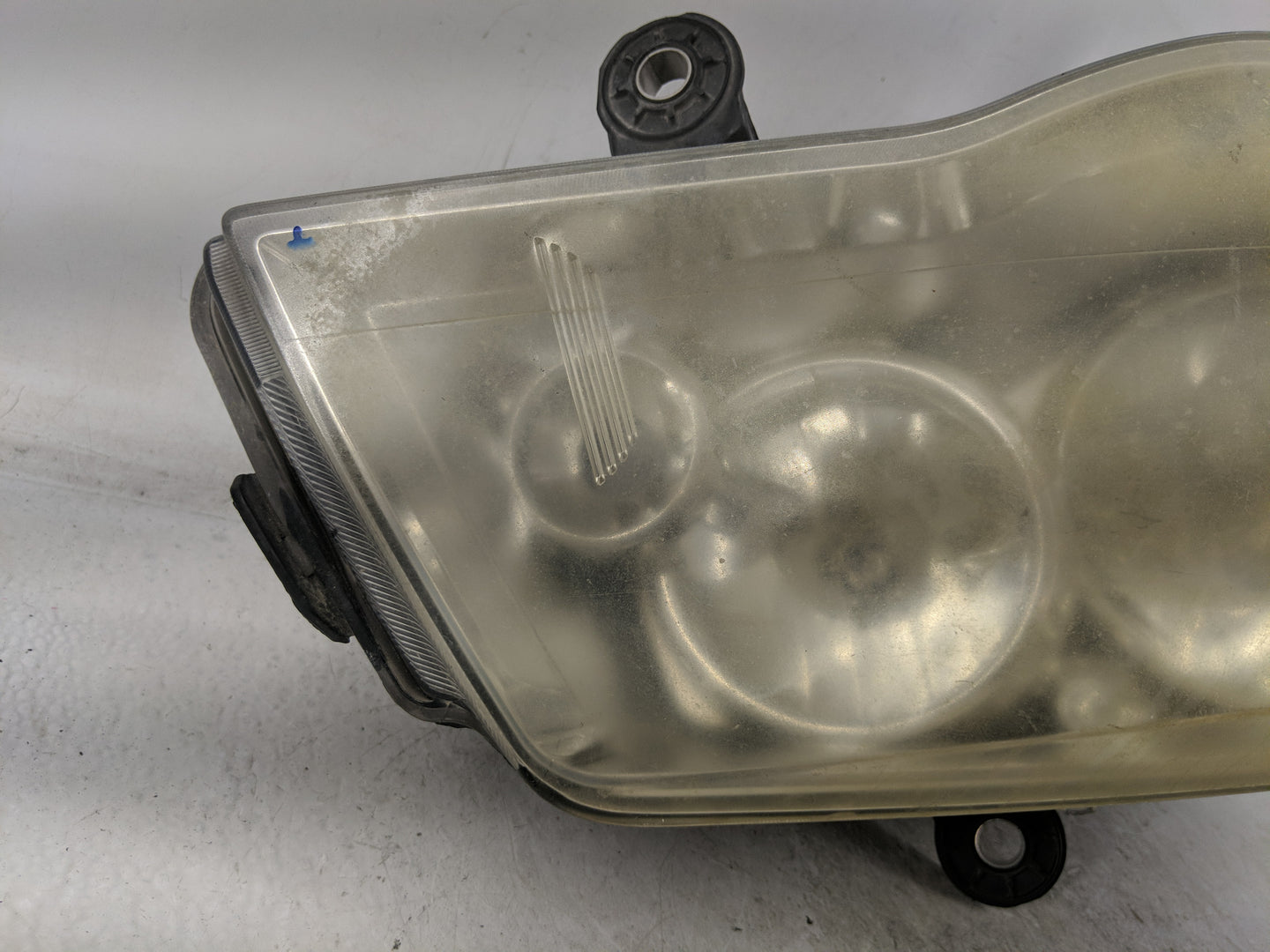 Dodge Caravan Driver Left Oem Head Light Headlight Lamp - Oemusedautoparts1.com