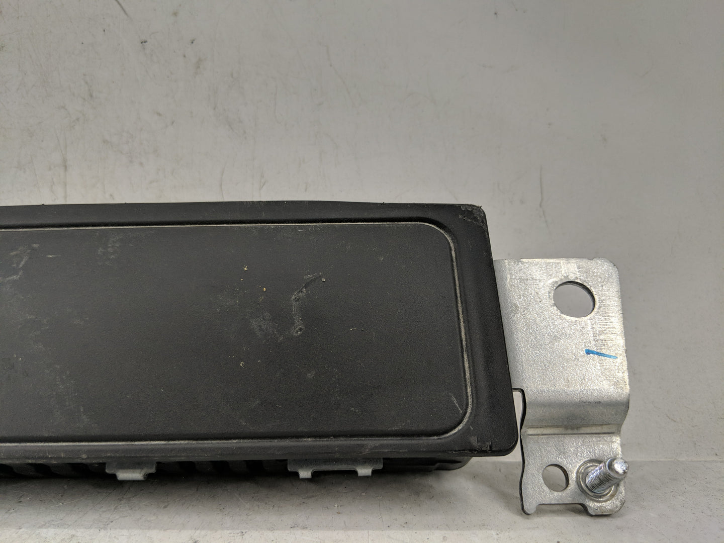 Dodge Caravan Air Bag Driver Left Knee Oem Absolute Black - Oemusedautoparts1.com