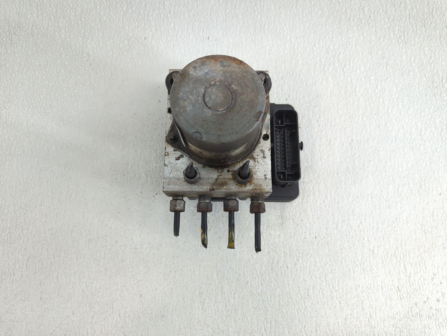 2014 Dodge Caravan ABS Pump Control Module Replacement Fits OEM Used Auto Parts - Oemusedautoparts1.com